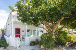 Puerta Coralina by Last Key Realty